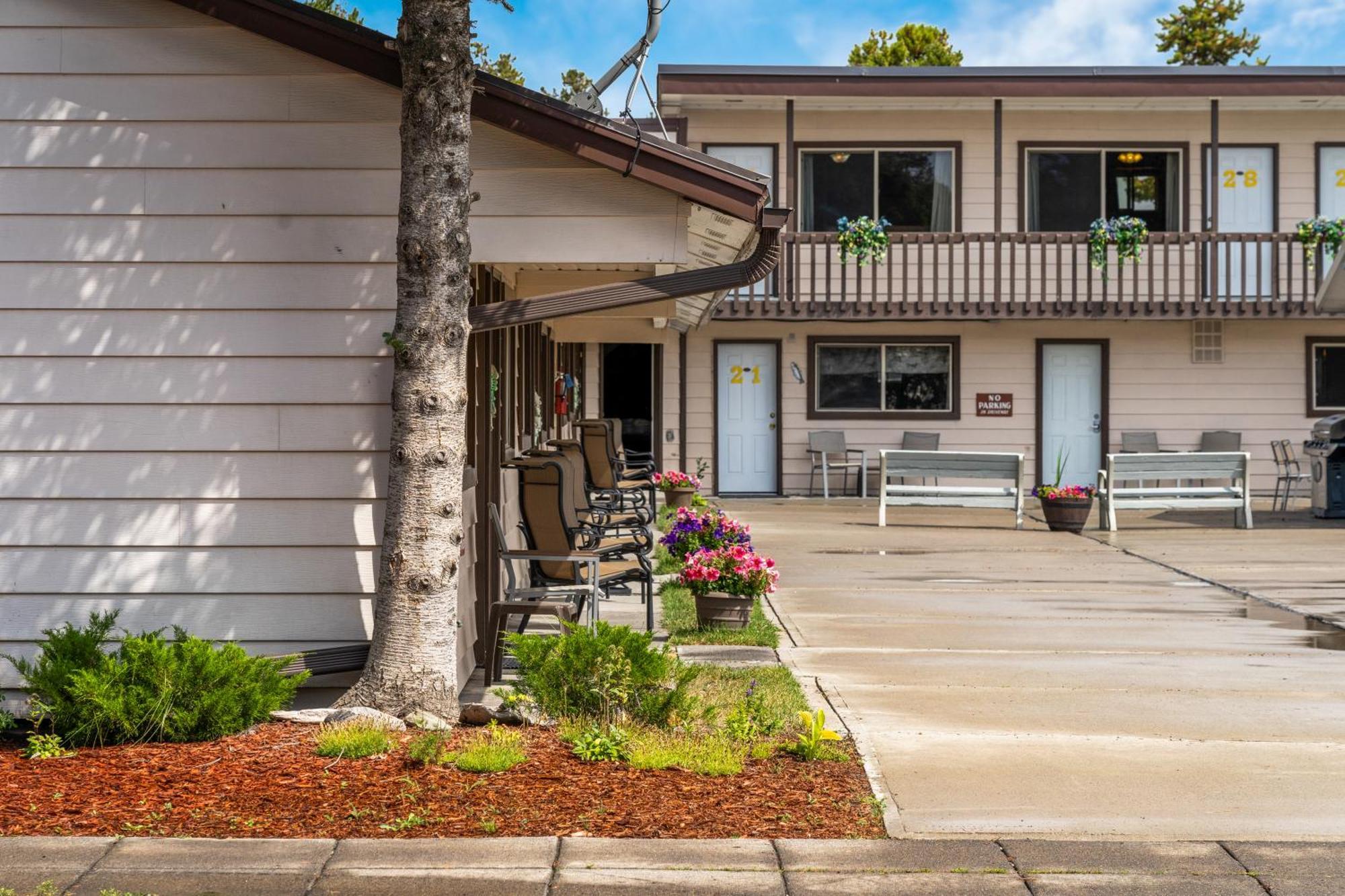 Lazy Duck Inn West Yellowstone Εξωτερικό φωτογραφία